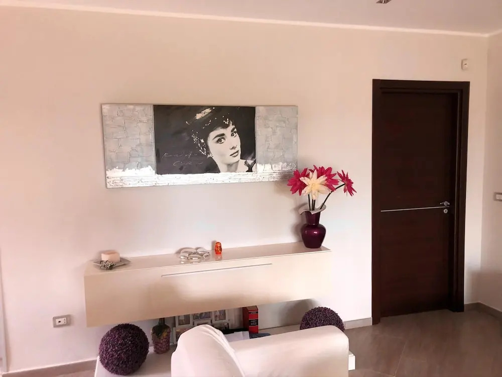 House With 3 Bedrooms In Arenella With Enclosed Garden And Wifi 100 M From The Beach
