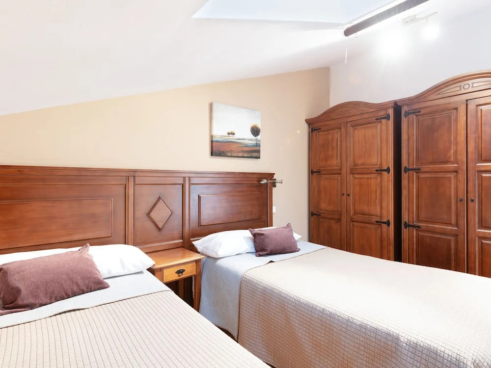 Ravishing House Boat in Gúdar with Fireplace