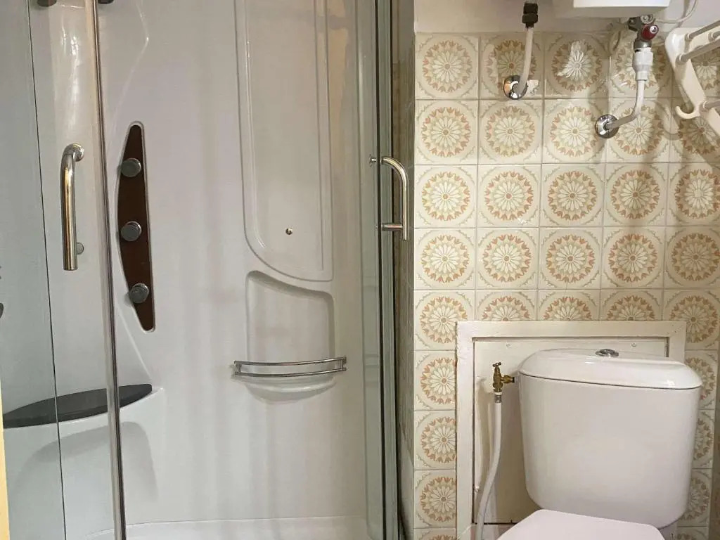 Appartement Balaruc-les-Bains, 1 pièce, 2 personnes - FR-1-553-80