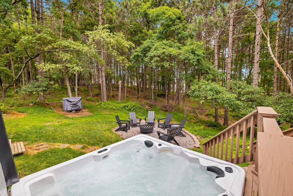 Indoorpool Hottub Gameroom Firepit Dogfriendly