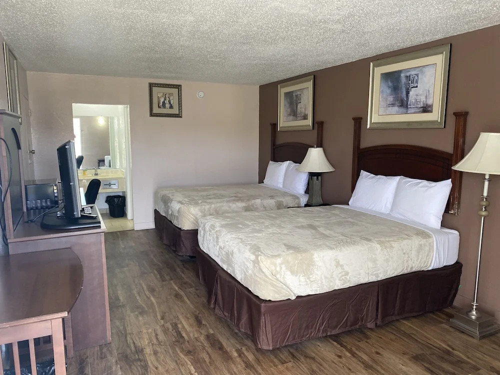Luxury Inn