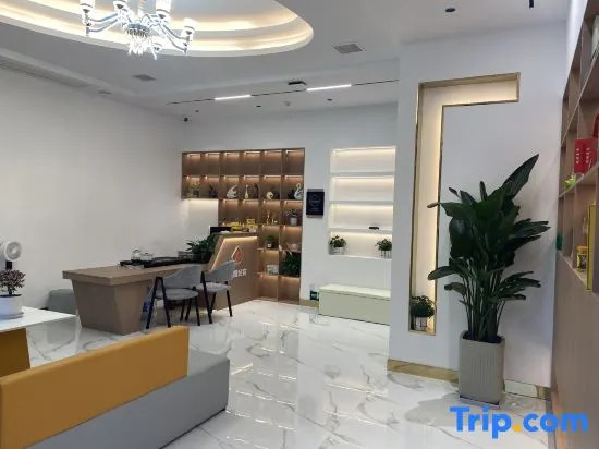 Yuepeng Joy House Inn  (Wuyuan high-speed railway station)