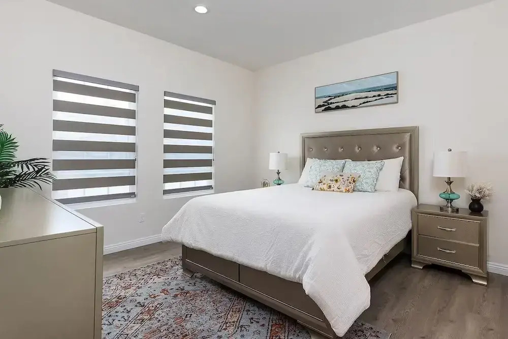 Luxurious Pasadena Home w Parking Near Old Town