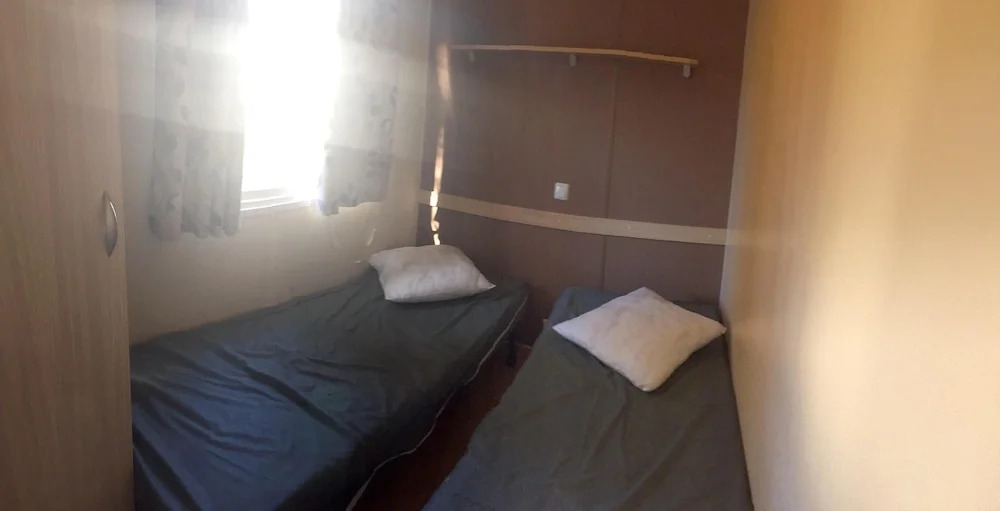 Bungalow With 3 Bedrooms in Vic-la-gardiole, With Shared Pool, Terrace and Wifi - 4 km From the Beach