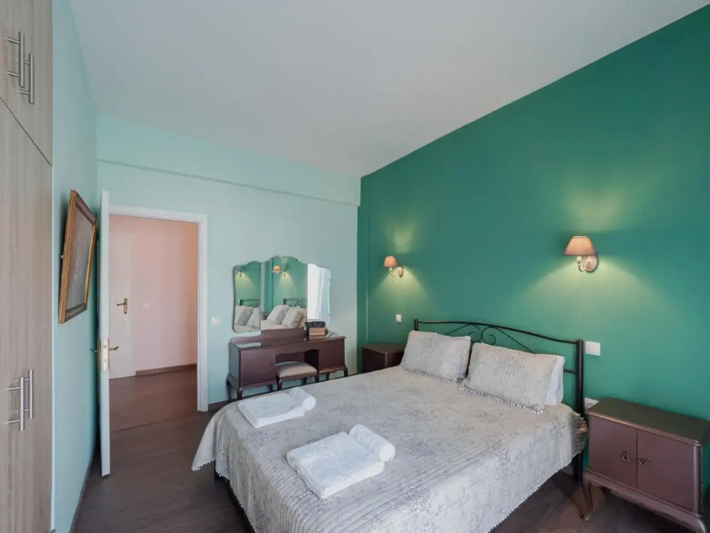 Central & Bright 2BD Apt in Corfu Town near Port
