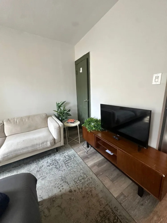 Cozy 2BR in NYC Lenox Hill