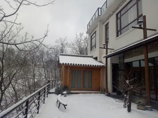 Xiangjian Chashe Hostel