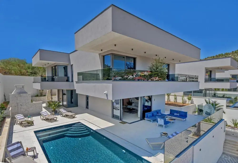 Villa Lucy Plum CFH
