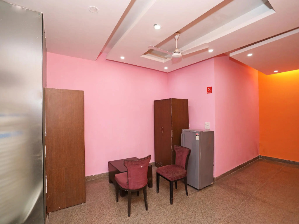 OYO 11605 Hotel Aravali Inn