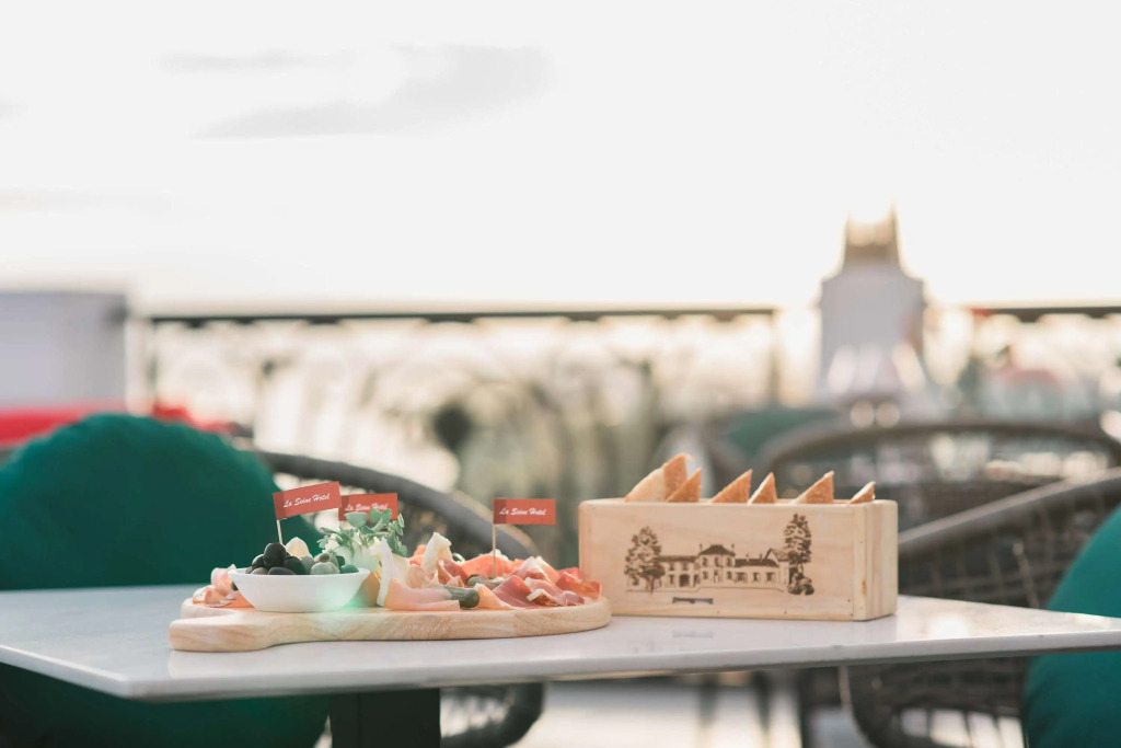 La Seine Boutique Hotel