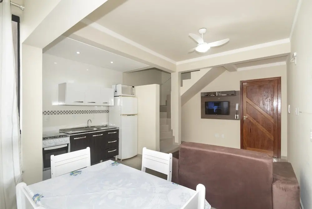 Aluguel de Apartamento Duplex 16 para 4 pessoas em Bombas