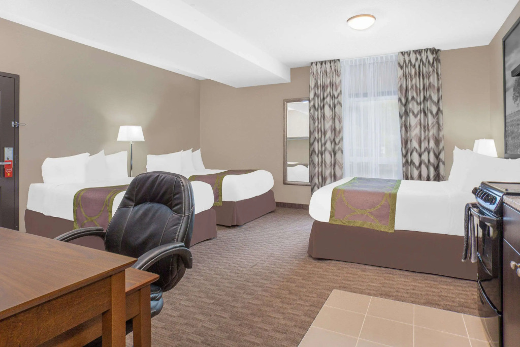 Super 8 by Wyndham Athabasca AB
