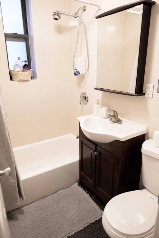New 2 Bedroom Apt Next To Central Park West