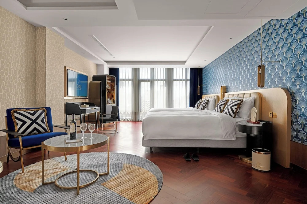 OKU Hotel