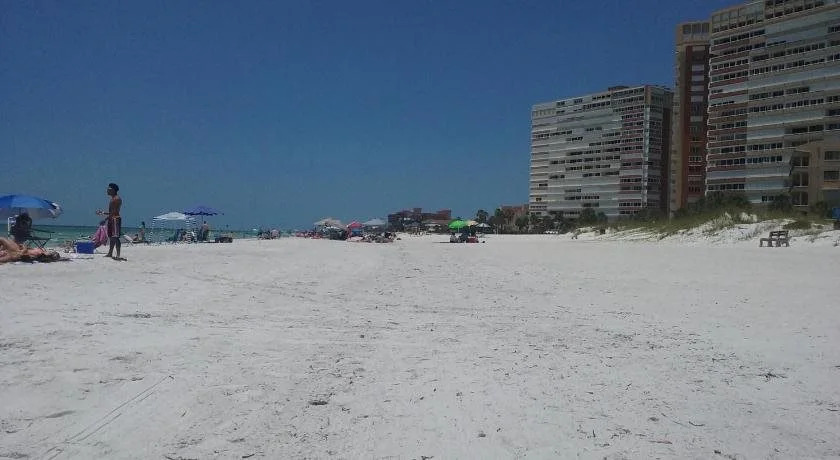 Siesta Motel and Surfside Cabanas