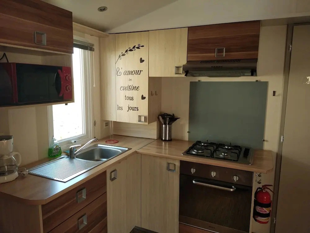 Simplistic Mobile Home in Saint-jean-de-monts With Sauna