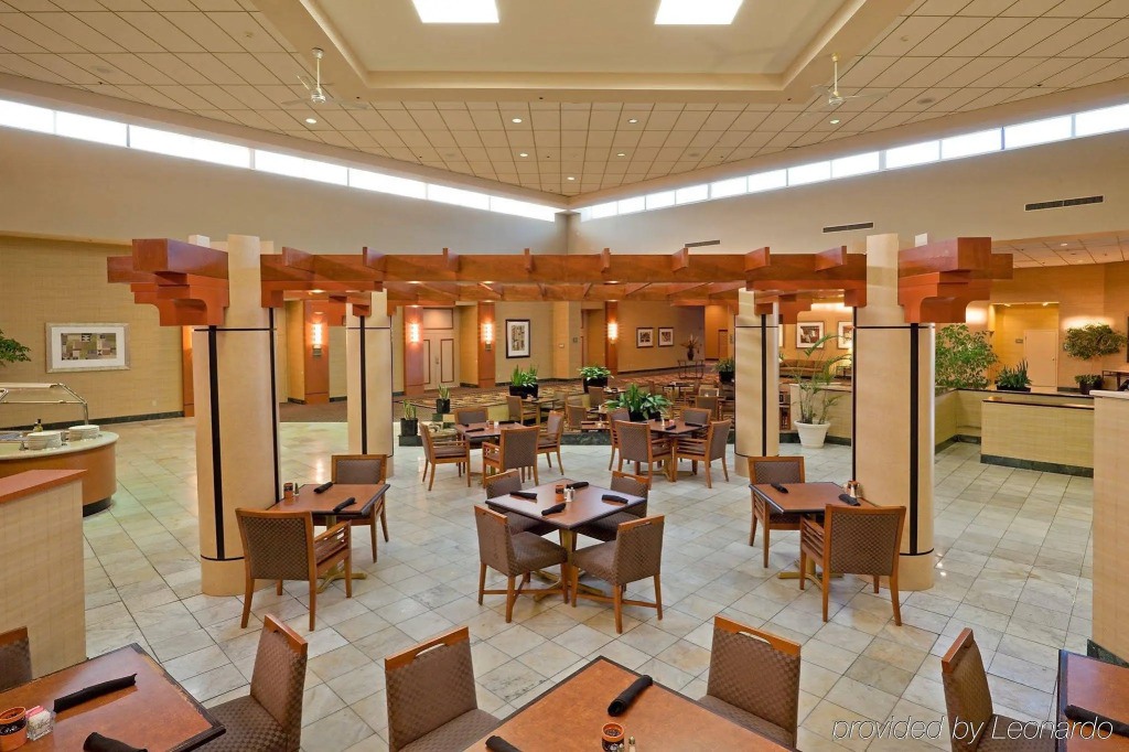 Holiday Inn Philadelphia South-Swedesboro by IHG