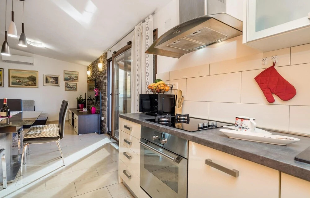 Nice Apartment in Rijeka With 2 Bedrooms and Wifi