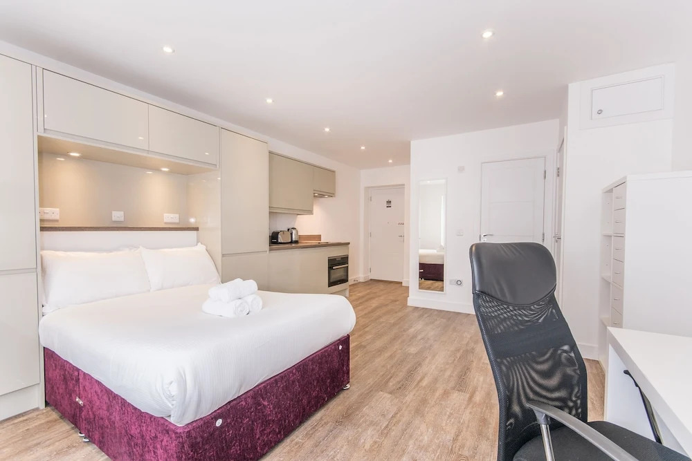 Town or Country-Canute Studio