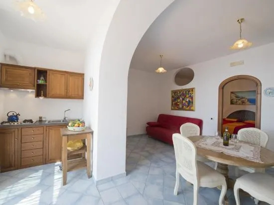 Casa Mastro Apartments