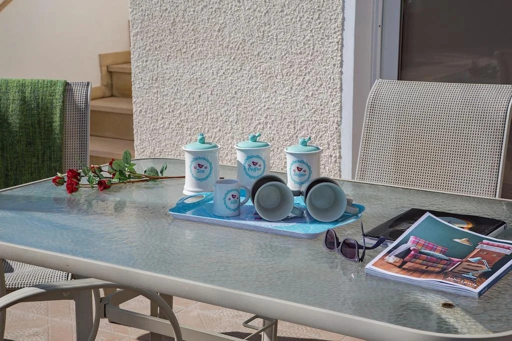 Coral Bay Beach Breeze Villa