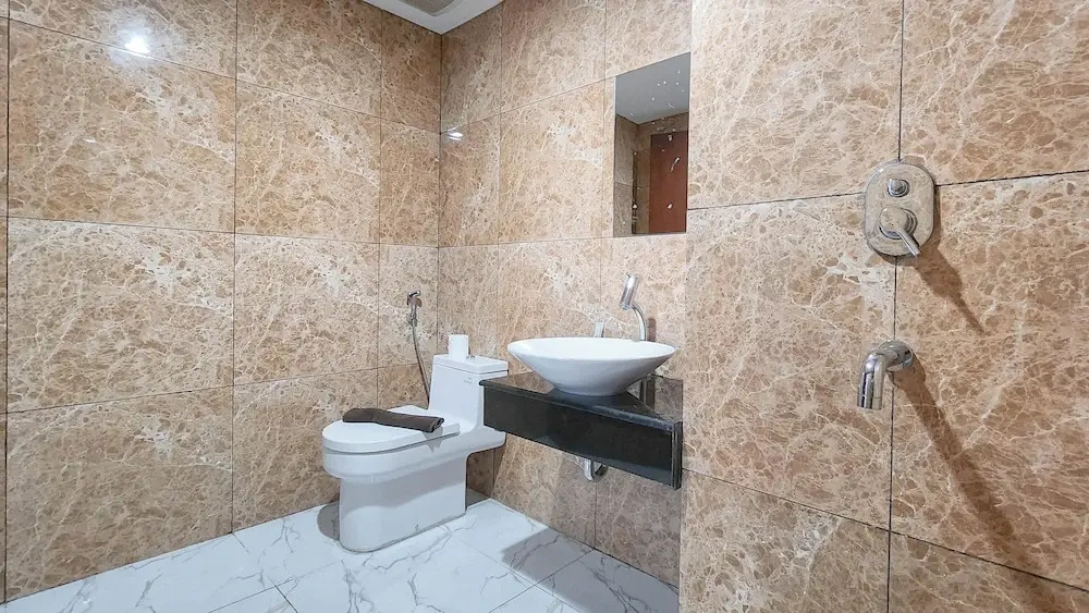 Best Deal 1Br And Modern Look At Grand Sungkono Lagoon Apartment