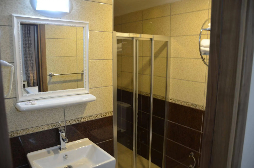 Hisar Hotel