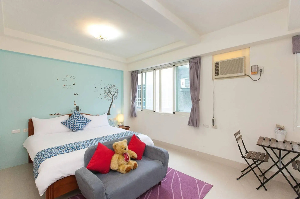 No. Six Homestay
