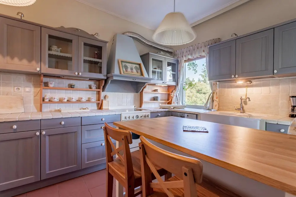 Beautiful 3rd floor flat