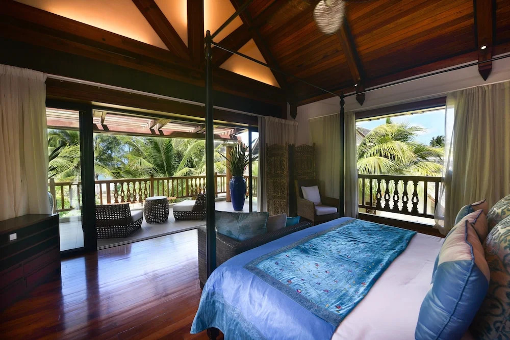Sankhara Luxury Private Beach Villas