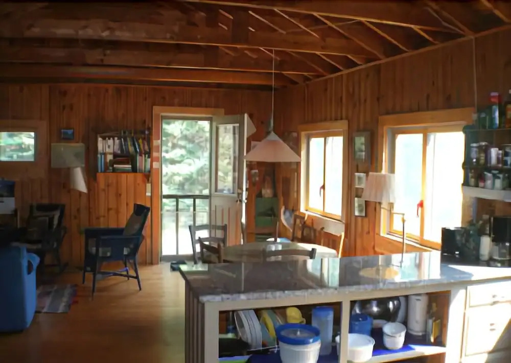Dow Road Waterfront Cottage - One Bedroom Home