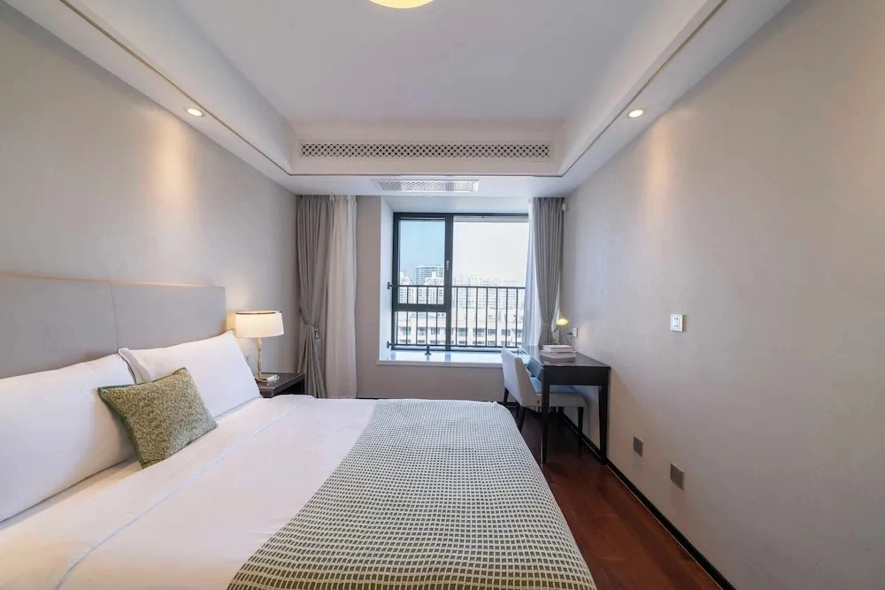 Tyms Gubei Apt 3BR 2BA near Takashimaya