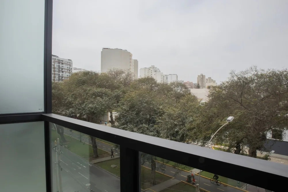 Salaverry Stays in San Isidro by Wynwood House