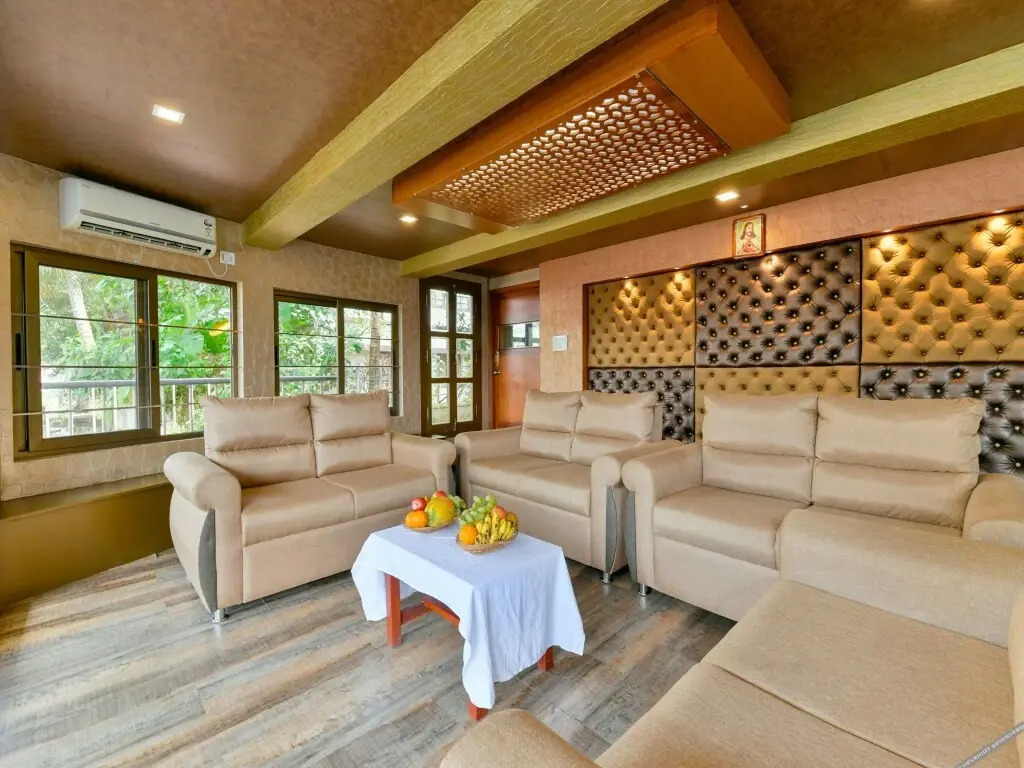 OYO 16838 Big B Houseboat 10 BHK