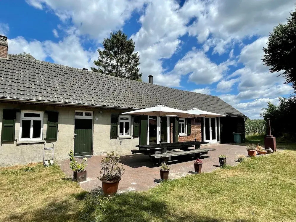 Farmhouse in Stramproy near Forest