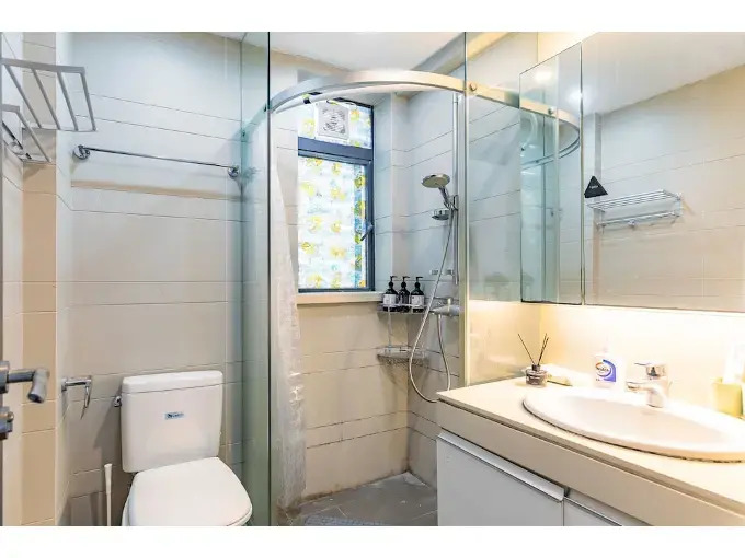 Locals Boutique Apartment Huafa Plaza 27