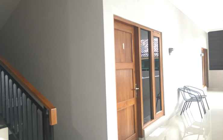 Modern Chic Room at Griya Dhuhayu
