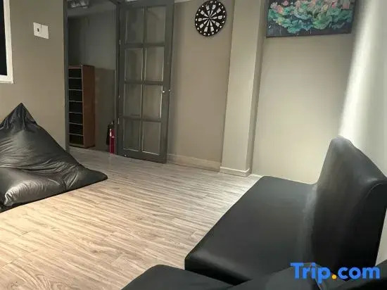 Triple Hostel
