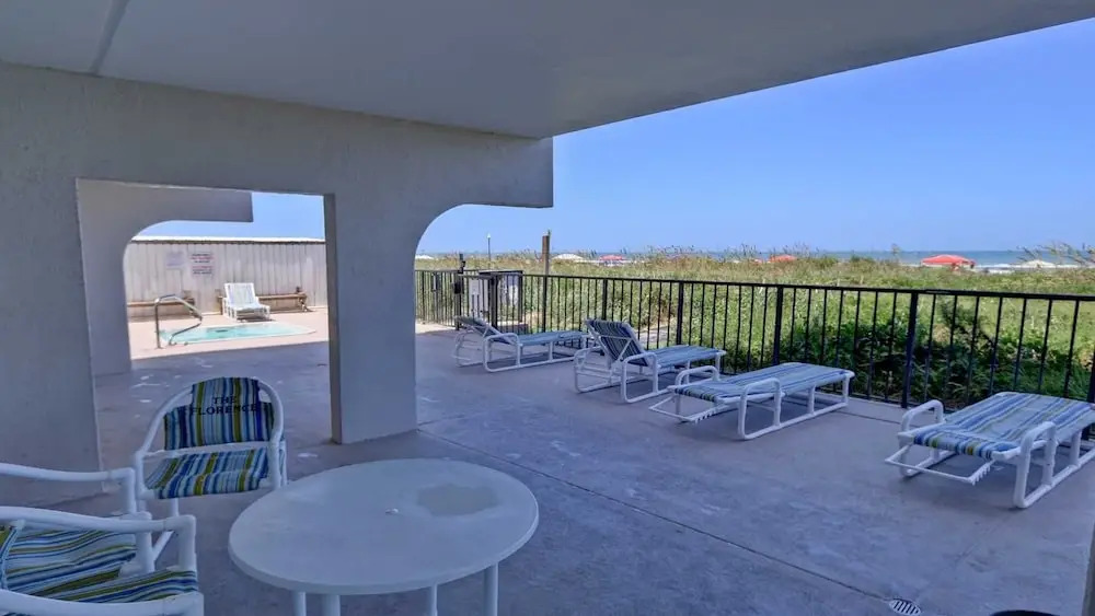Florence I 305 Minium 1 Bedroom Condo by RedAwning