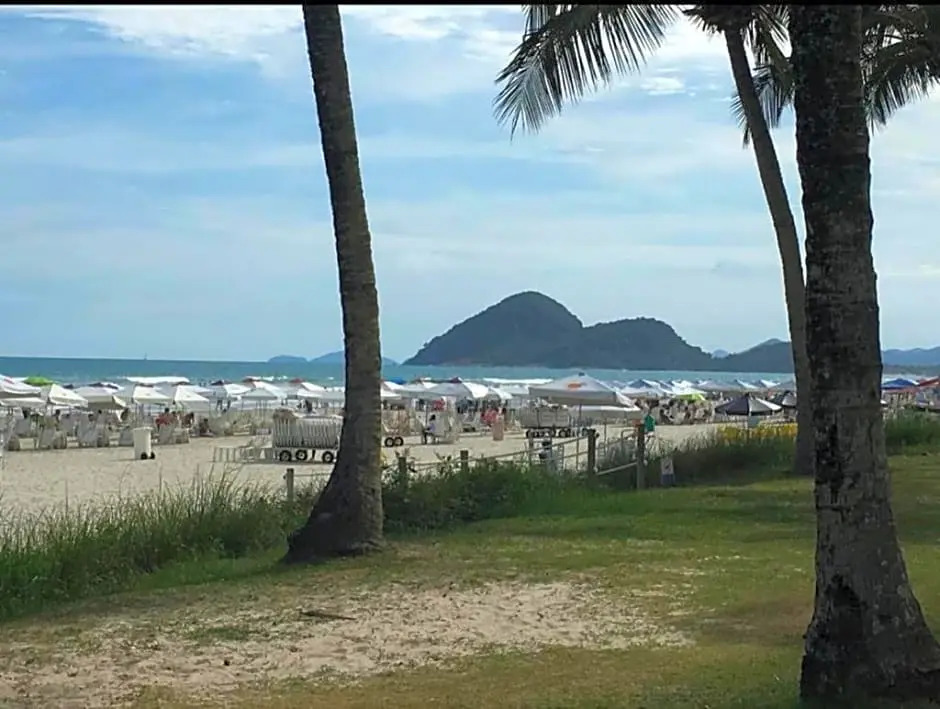 FLAT NA RIVIERA COM VISTA MAR A 150m DA PRAIA NO MÓDULO 06
