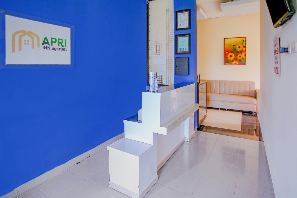OYO 90072 Apri Inn Syariah