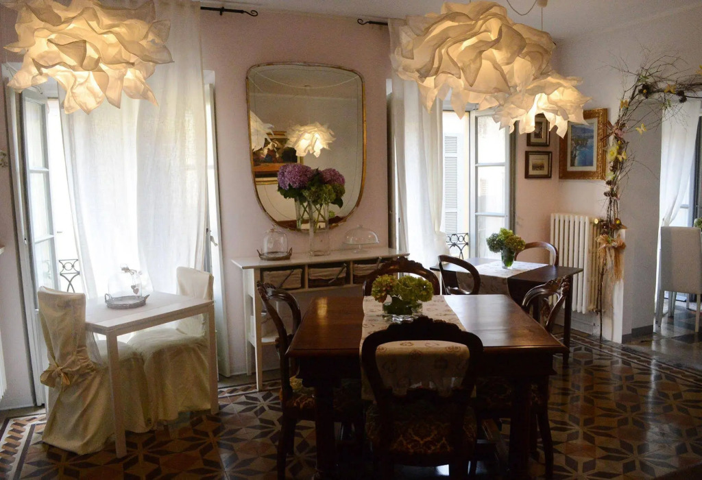 Luxury Historic Home by Como Duomo Sleeps 11