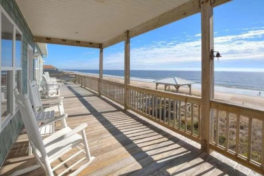 Serenity Sands Beach Retreat