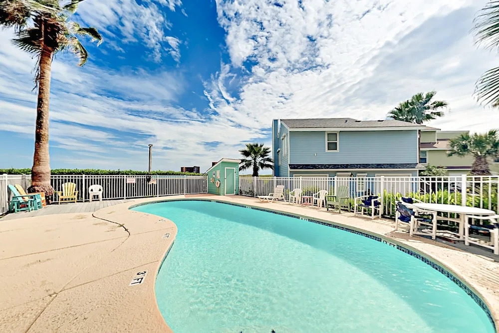 3BR w/ Pool & Big Gulf-view Deck Steps to Beach 3 Bedrooms 3 Bathrooms