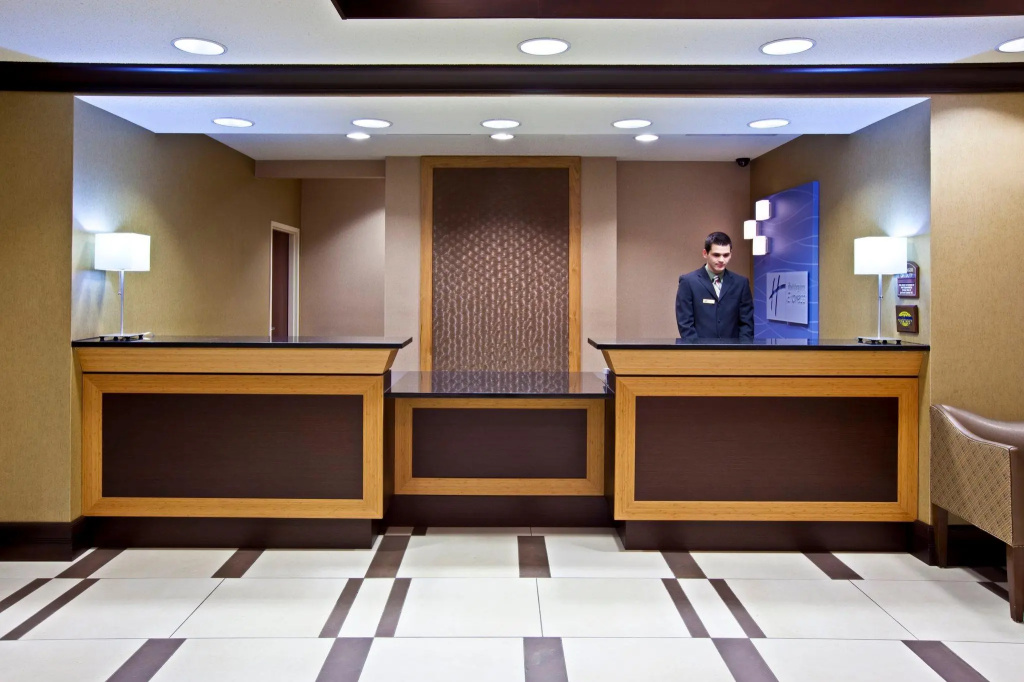 Holiday Inn Express & Suites Seymour by IHG