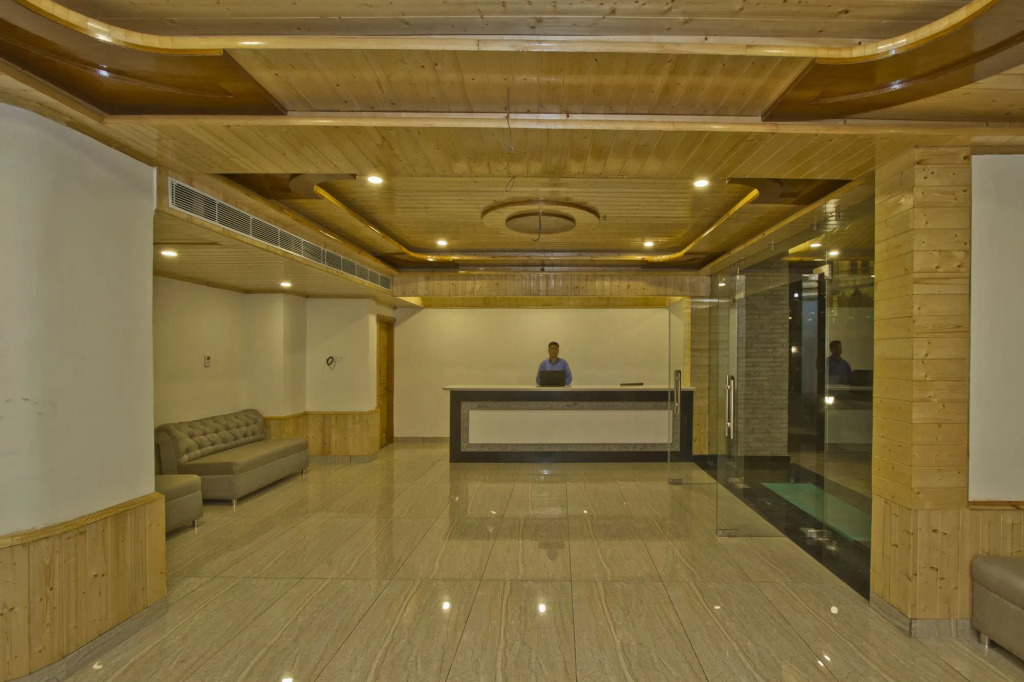 Sarthak Regency,Rangri, Manali,HP,Just 1 kms from Volvo parking