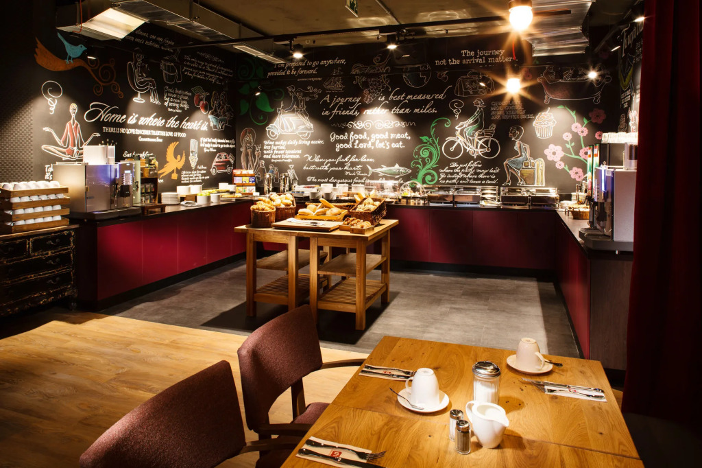 Hotel PULSE8