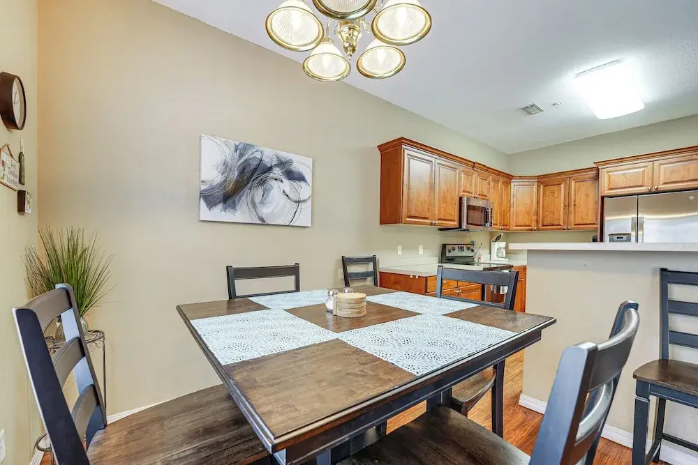 Walk to The Strip: Family-Friendly Branson Home