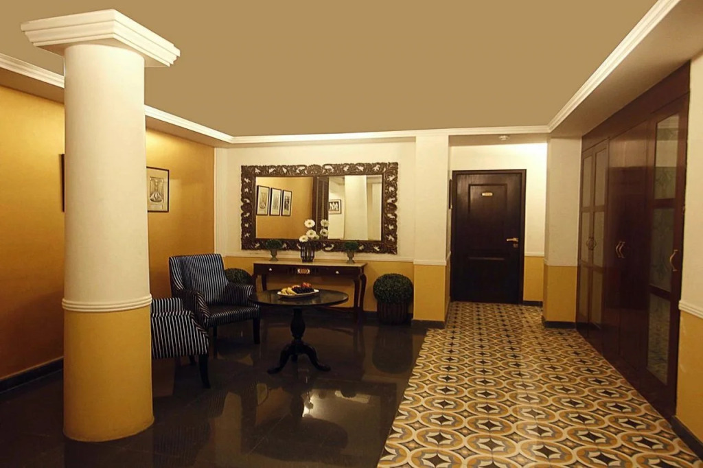 Hotel Ajanta Juhu near Juhu Beach
