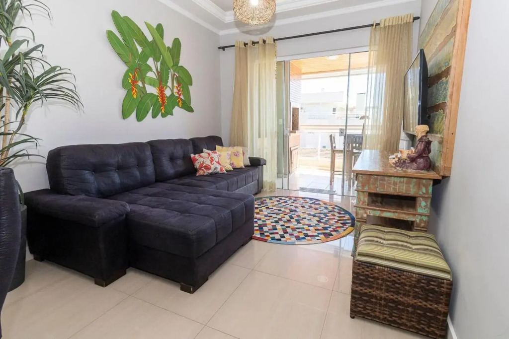 Maristela 201 - Apartamento na praia de Bombas com vista para o mar - à poucos passos da praia